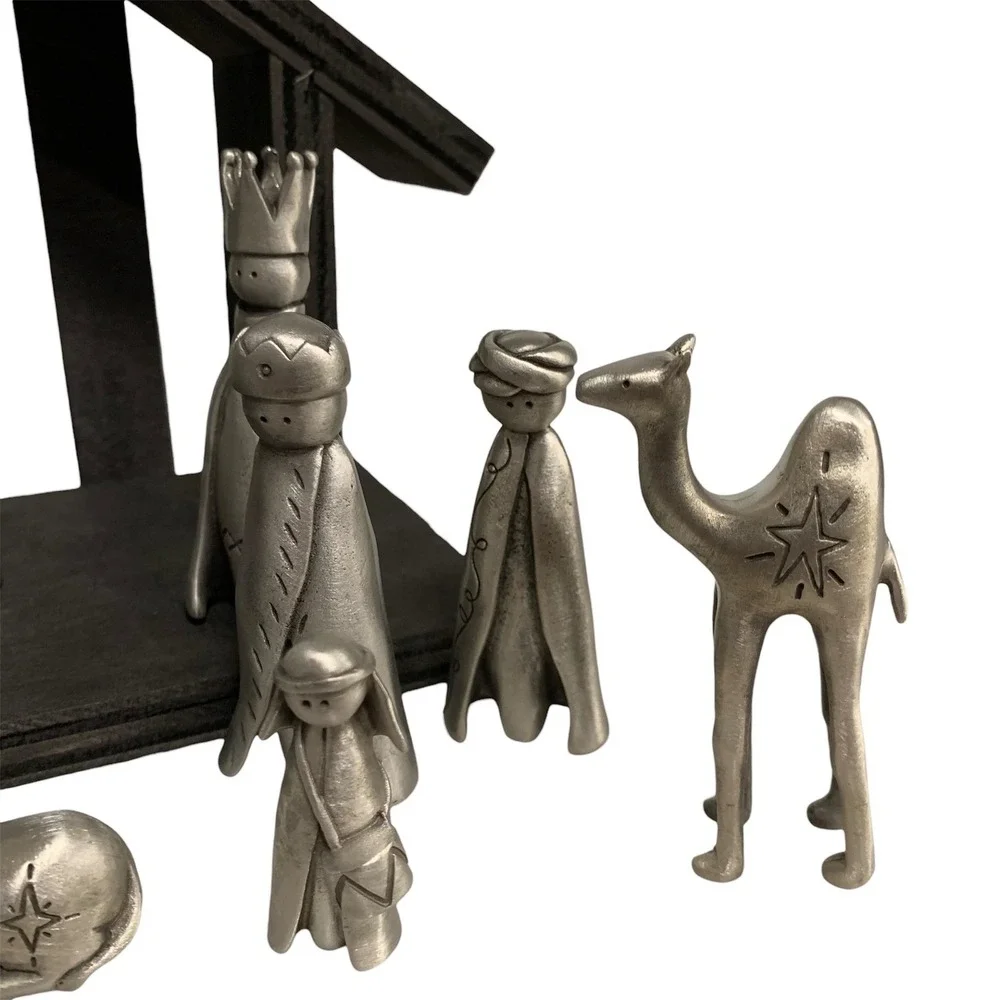 Lisa Leonard Nativity Collection – Core Set + 4‎ Add-Ons – 18 Piece Rare Display